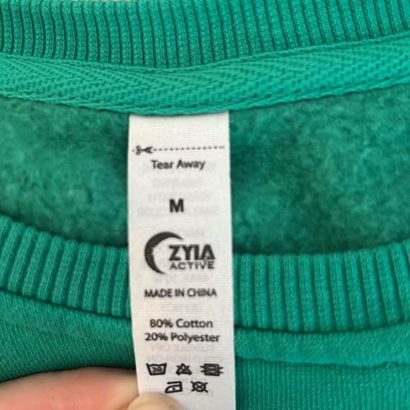 Zyia crew sweater - Picture 3 of 3